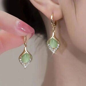 3/$35 Green Rhinestones Leaf Shape Drop Dangle Earrings Gold Tone Jewelry